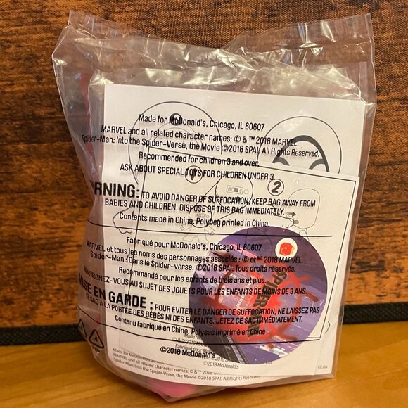 Marvel Spider-Gwen/Miles Morales -Spider Signal Toy 2019 Pink SEALED (SKU: 90TO) - Picture 2 of 2